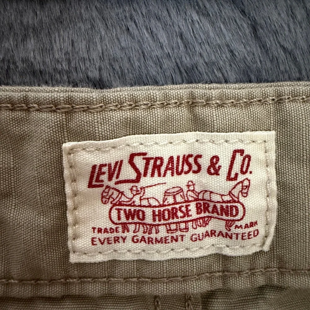 Levi Strauss & Co Mens Khaki Ripstop Cargo Shorts Tan W46 WaterLess 24878-0008